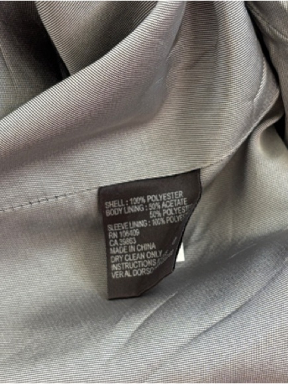 CLASSIC! Tahari Black Tailored Blazer with Silver Chain Accent - Picture 5 of 6
